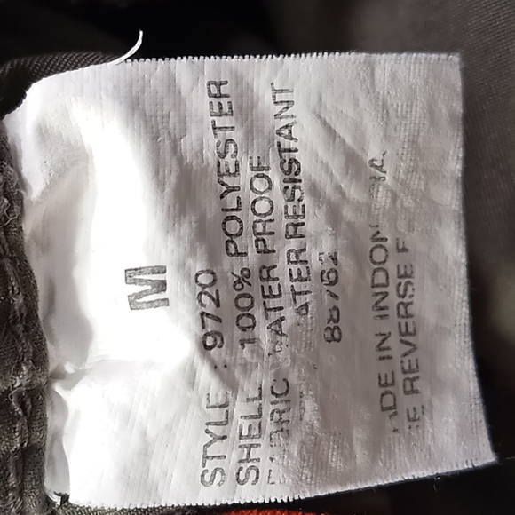 Bugged Exposure Converible Pants to Shorts Size Medium Olive Green - Picture 13 of 15